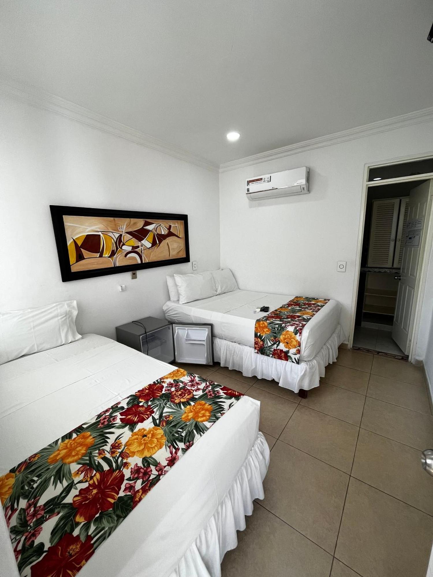 Hotel Zamba Girardot Eksteriør billede