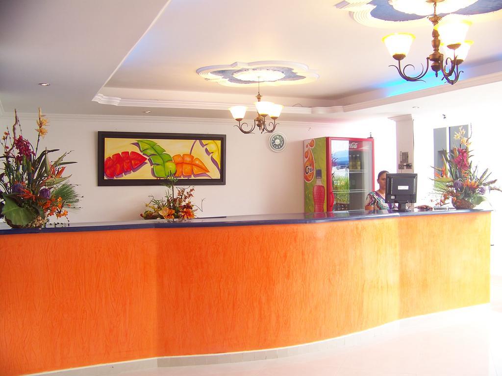 Hotel Zamba Girardot Eksteriør billede